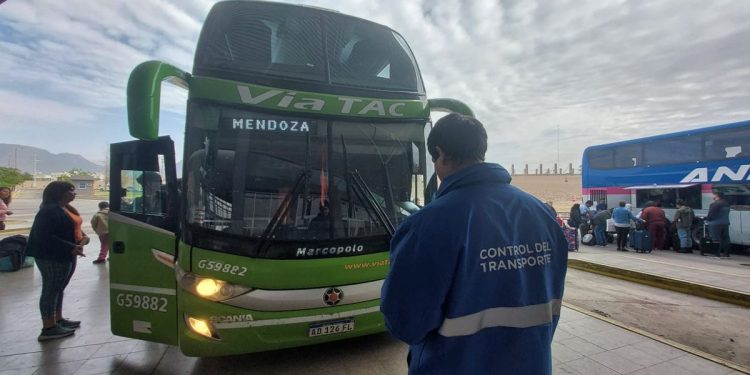 Qué cambios implicará la desregulación del transporte de media y larga distancia