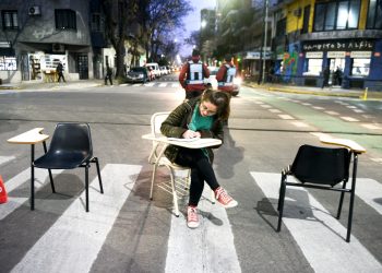 Tras el paro en todo el país, el Frente Sindical de Universidades resolvió profundizar el plan de lucha