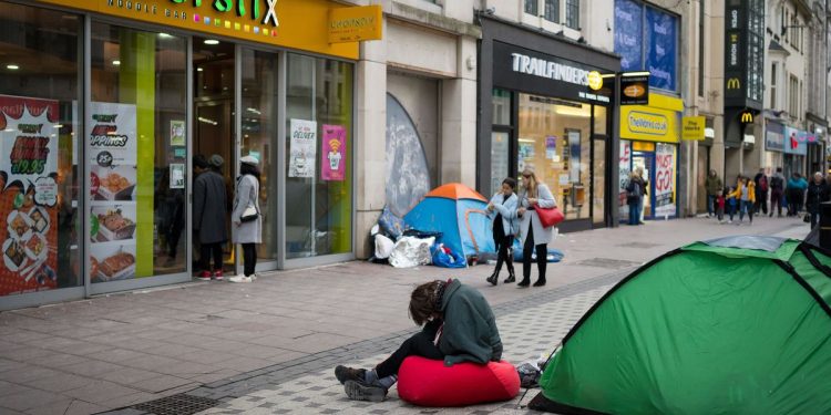 Un estudio privado revela que uno de cada cinco niños en Reino Unido es pobre