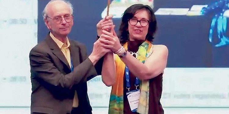 Una argentina al frente de la Unión Internacional de Física: «Hay una política de destrucción de la ciencia nacional con efectos catastróficos»