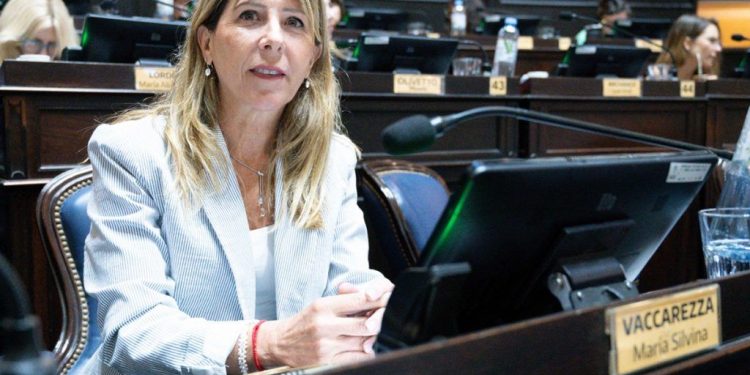 Alarma por proyecto de ley que autoriza a fumigar a diez metros de centros poblados y escuelas rurales