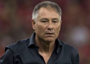 Ariel Holan vuelve al fútbol argentino para dirigir a Rosario Central