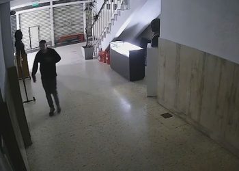 Ataque al comité de la UCR: difunden un nuevo video que revela los movimientos dentro y fuera de la sede