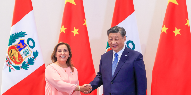 China firmará con Perú un acuerdo de libre comercio “optimizado”