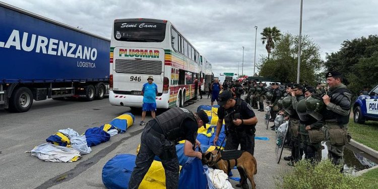 Copa Argentina: aplicaron derecho de admisión a decenas de barras de Boca