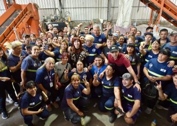Cristina recorrió el Conurbano: visitó una cooperativa de cartoneros y un centro infantil
