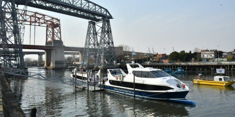 El Gobierno desregulará la navegación en ríos y mares