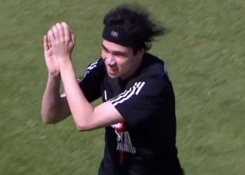 El insólito debut del streamer “Spreen” en Deportivo Riestra ante Vélez: jugó 55 segundos y no tocó la pelota