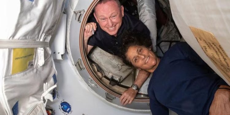 Elecciones en Estados Unidos: cómo votan los astronautas desde la Estación Espacial Internacional