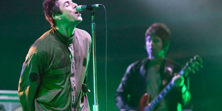 Fans de Oasis fueron víctimas de fraudes en la compra de entradas a través de redes sociales
