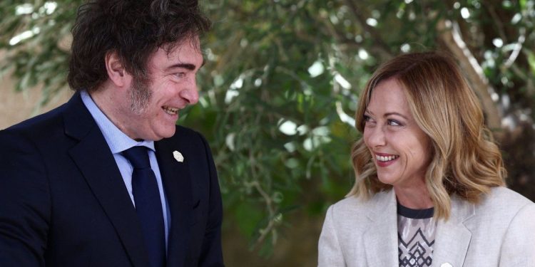 Giorgia Meloni confirmó que se reunirá con Javier Milei en Buenos Aires tras el G20