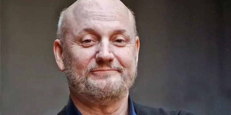 Juan José Campanella: “Uso la Inteligencia Artificial para investigaciones”