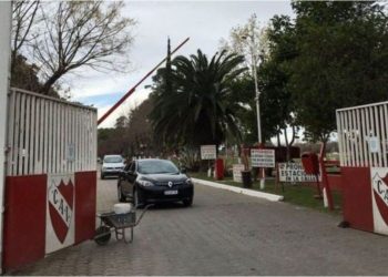 La barra de Independiente amenazó al plantel tras la fiesta en el yate