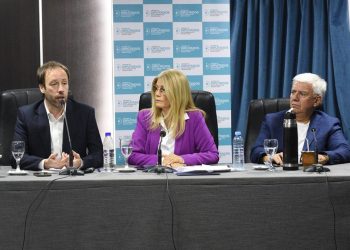 Las tres claves del Presupuesto 2025 que Kicillof envió a la Legislatura bonaerense