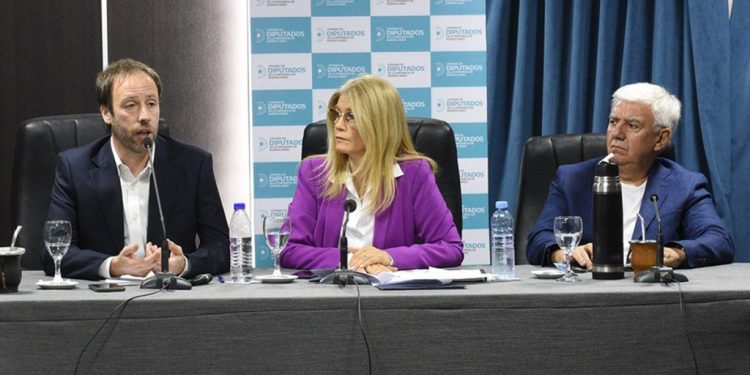 Las tres claves del Presupuesto 2025 que Kicillof envió a la Legislatura bonaerense