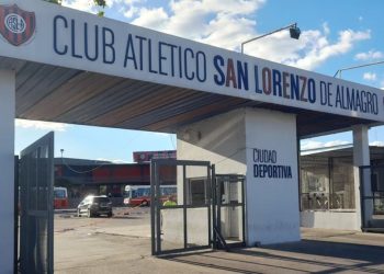 Más problemas para San Lorenzo: inhibido por FIFA por deudas