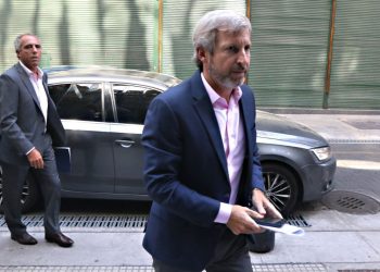 Milei puso el Presupuesto 2025 y las extraordinarias en la mesa de negociación