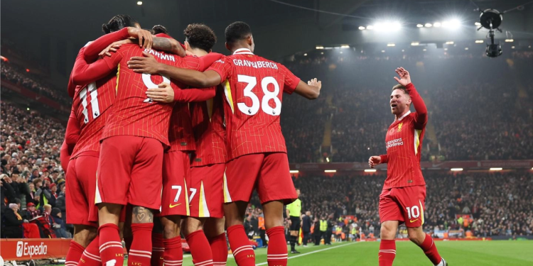Premier League: Mac Allister le ganó el duelo a “Dibu” Martínez y Liverpool estira su ventaja