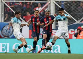 Racing se lo dio vuelta a San Lorenzo y quedó cerca de la punta