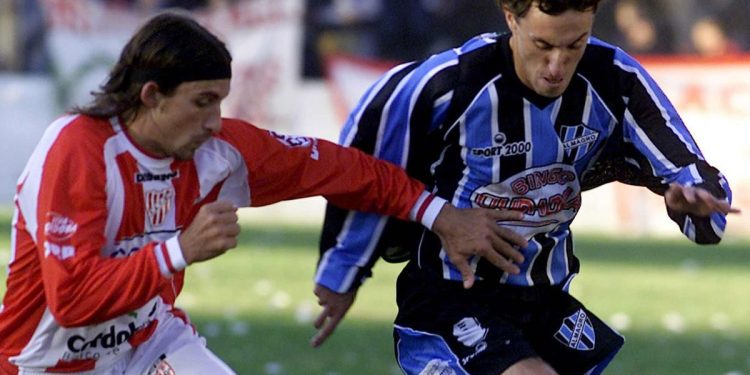 Salió campeón en el fútbol argentino, jugó en Europa y hoy se dedica al campo: la nueva vida de Enrique “Quique” Ortiz