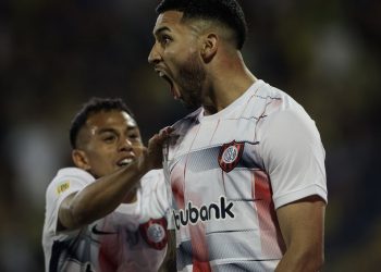 San Lorenzo volvió a festejar con otro gol superlativo