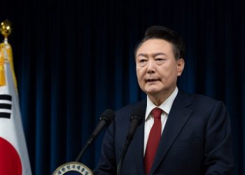 Afuera: El Parlamento surcoreano aprueba destitución del presidente Yoon