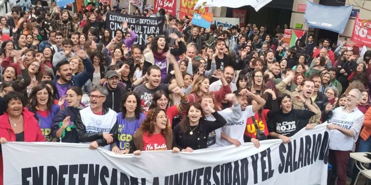 A dos meses del veto de Milei, la UBA insiste en pedirle al Congreso una nueva Ley de Financiamiento Universitario