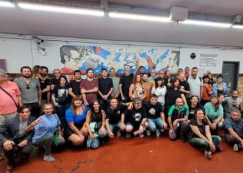 A un año de Gobierno: la obsesión de los libertarios contra Néstor, Rosas y Walsh