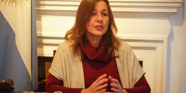 Advierten que la baja en la edad de portación de armas puede generar más homicidios y suicidios adolescentes