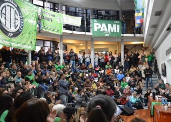 ATE anunció que adherirá al paro de las dos CTA contra Javier Milei