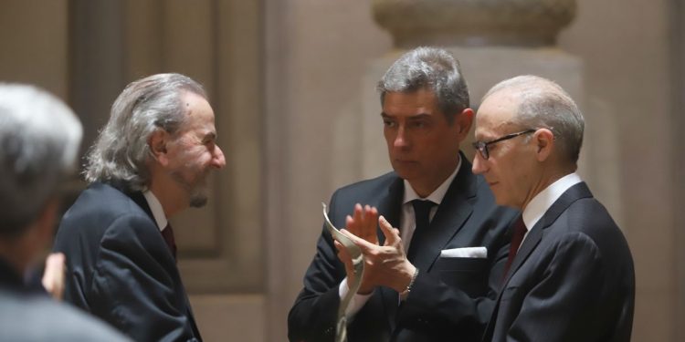 Corte Suprema: el decreto de Milei puede convertirse en “kriptonita” para futuros fallos