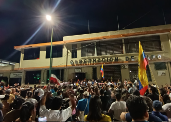 Crisis en Ecuador: 15 días de apagón en industrias y fuerte oposición a una cárcel en el Amazonas