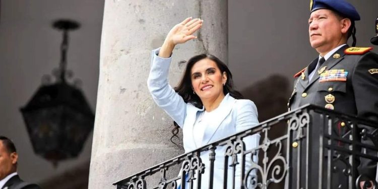 Ecuador: el Ministerio de Trabajo tuvo que pedir disculpas por suspender a la vicepresidenta Veronica Abad