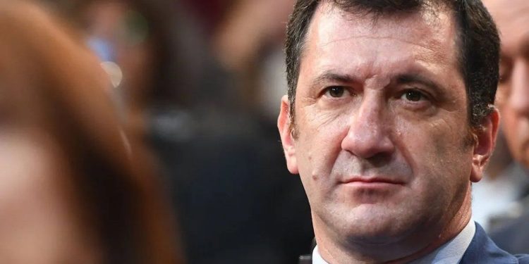 Edgardo Kueider pidió que lo restituyan como senador, por supuestas irregularidades en la sesión