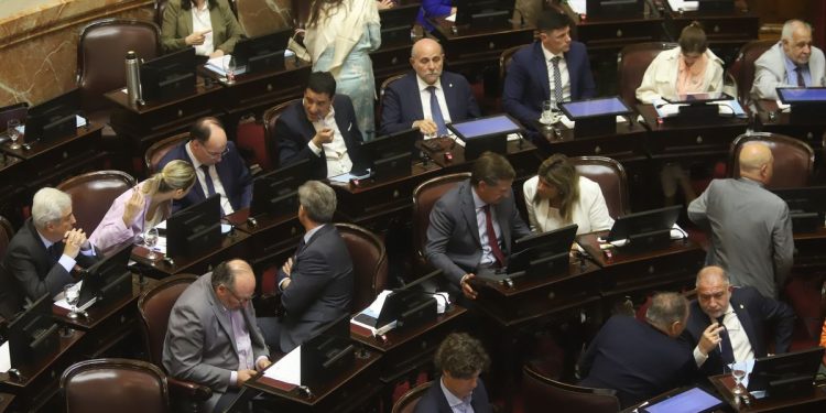 El Congreso termina el año con tensiones internas y el interrogante de las PASO