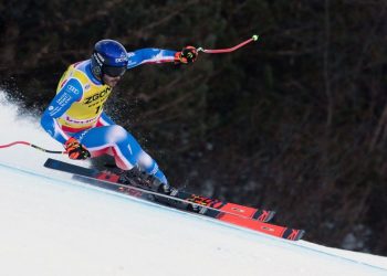 El esquiador Cyprien Sarrazin sufrió un violento accidente mientras entrenaba en Italia: las imágenes
