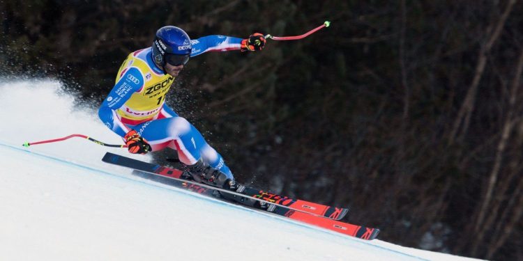 El esquiador Cyprien Sarrazin sufrió un violento accidente mientras entrenaba en Italia: las imágenes