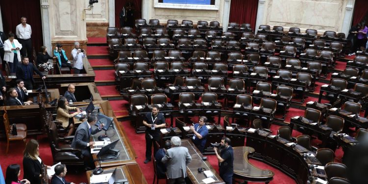 Eliminación de las PASO: el Gobierno aún no tiene apoyos para las sesiones extraordinarias