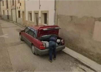 Google Maps ayudó a resolver un homicidio en España: las imágenes captaron a un hombre cargando un cuerpo
