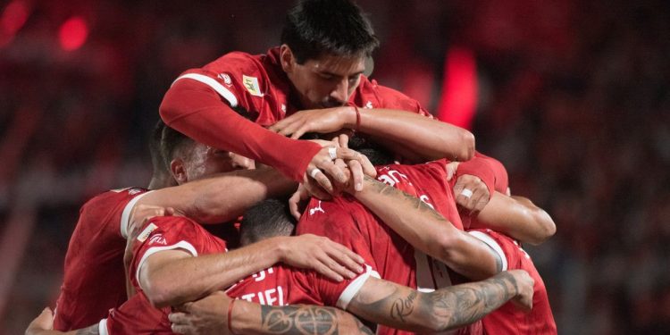Independiente logró un triunfo que lo acerca a la Sudamericana