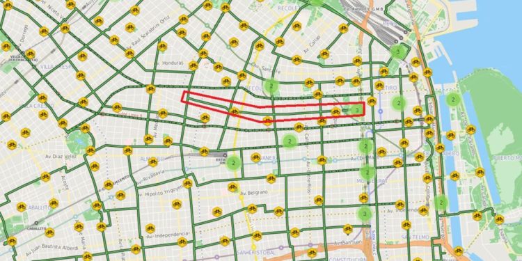 La Justicia ordenó al Gobierno porteño frenar la remoción de la ciclovía que une tres comunas