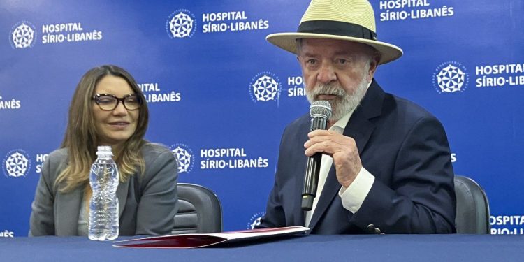 Lula da Silva recibió el alta y vuelve a su casa en San Pablo