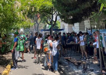 “Milei culiadazo”: la protesta de investigadores nucleares por los embates contra el sector