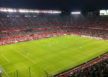 Para recordar una y mil veces: la divertida lección que le enseñó Carlos Salvador Bilardo a los jugadores del Sevilla después de haber perdido escandalosamente contra el Barcelona