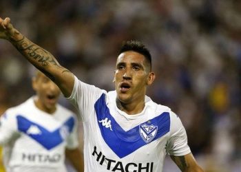 Ricardo Centurión puede regresar al fútbol de la mano de un equipo que sueña con la Copa Libertadores 2025