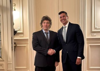 Santiago Peña elogió la gestión de Javier Milei y busca fortalecer la relación entre ambos países