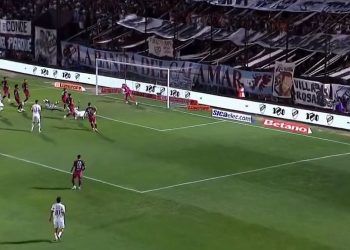Así fue el gol de Platense: el descomunal error de Armani