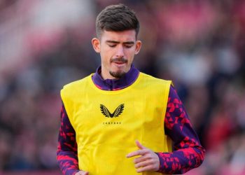 De no creer: el futbolista que la rompía en el fútbol español, pero terminó detenido tras ser acusado de una estafa