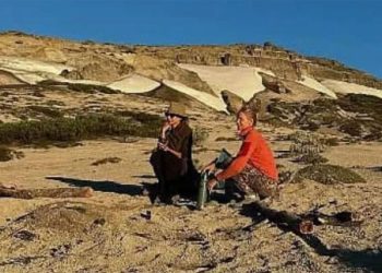 Denuncian que Juliana Awada, junto a un grupo de amigos, hicieron fuego en una zona prohibida del Nahuel Huapi