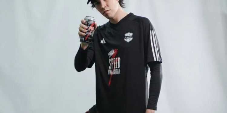 Deportivo Riestra publicó un pedido de disculpas por la inclusión de Spreen en el plantel